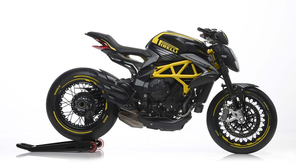 Dragster RR 800 Pirelli Edition